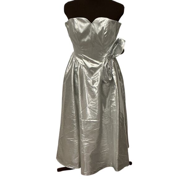 Nadine Formals 80s Lame’ Corset Strapless Metallic Silver Dress Size 5 Small - Picture 1 of 13